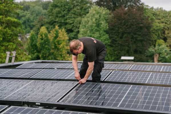 Elektrotechnik August Kahl